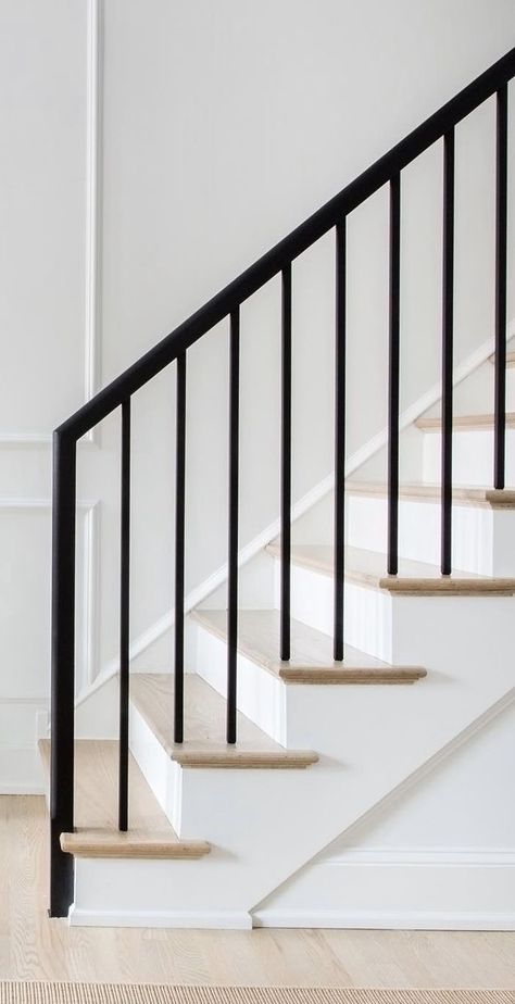 Minimalist Railing Stairs, Stair Rails Modern, Black Balustrade Stairs, Black Rail Staircase, Metal Modern Railing, Stair Railing Black Metal, Modern Black Metal Stair Railing, Modern Stair Ballister, Metal Stair Banister