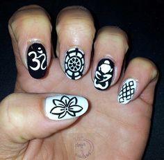 Shivling Nail Art, Yoga Nail Art, Buddha Nails, Yoga Nails, Interesting Nails, Black And White Nail Art, Color Wheels, Nail Goals, Silver Glitter Nails