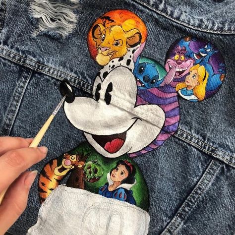 Painted Handbags, Cute Panda Drawing, Customised Clothes, Denim Pins, Supreme Shoes, Painted Handbag, Mickey Love, Painted Clothes Diy, Custom Painted Shoes