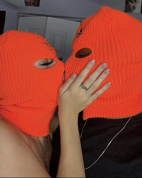 Ski Mask Couple, Mask Couple, Couple Picture Ideas, Ski Masks, Instagram Profile Pic, Mask Aesthetic, Gangsta Style, Couple Picture, Sk Ii