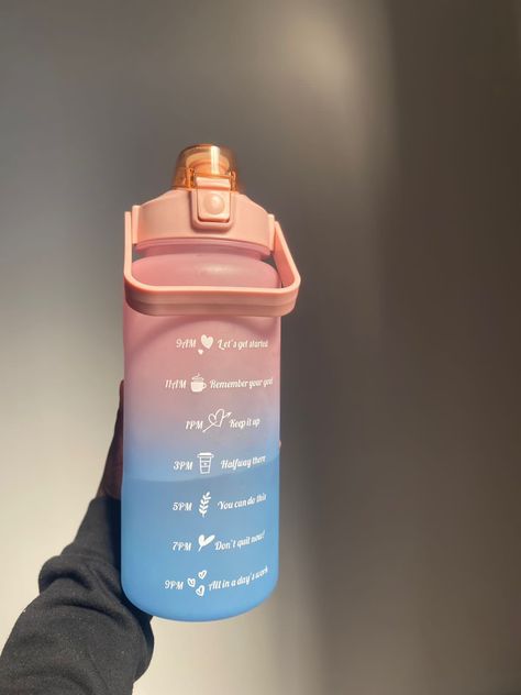 Don't forget your H2O peeps!!❤️ Astetic Water Bottles, 2 Litre Water Bottle Aesthetic, Big Bottle Of Water, 2l Water Bottle Aesthetic, Big Water Bottle Aesthetic, Gym Water Bottle Aesthetic, Motivation Bottle, Turkish Outfit, Giant Water Bottle