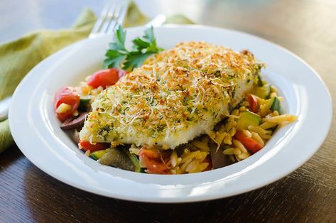 Pink Parsley: Parmesan-Pesto Crusted Halibut Crusted Halibut, Halibut Recipes, Parmesan Crusted, Seafood Dinner, Fish Dishes, Seafood Dishes, Om Nom, I Love Food, Healthy Cooking