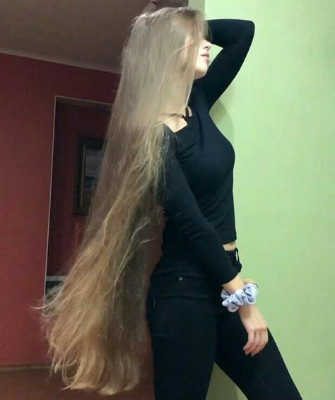 Super Long Hair Aesthetic, Hairstyles For Extremely Long Hair, Glow Ups, New Hair Do, Extremely Long Hair, Long Hair Play, Rapunzel Hair, Long Face Hairstyles, Face Shape Hairstyles