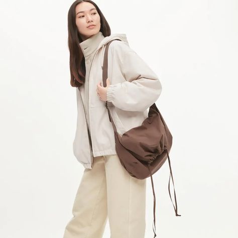 Uniqlo Drawstring Bag, Uniqlo Bag Outfit, Uniqlo Bag, Bag Uniqlo, Uni Bag, Drawstring Shoulder Bag, Uniqlo U, Christophe Lemaire, Shoulder Bags Pattern