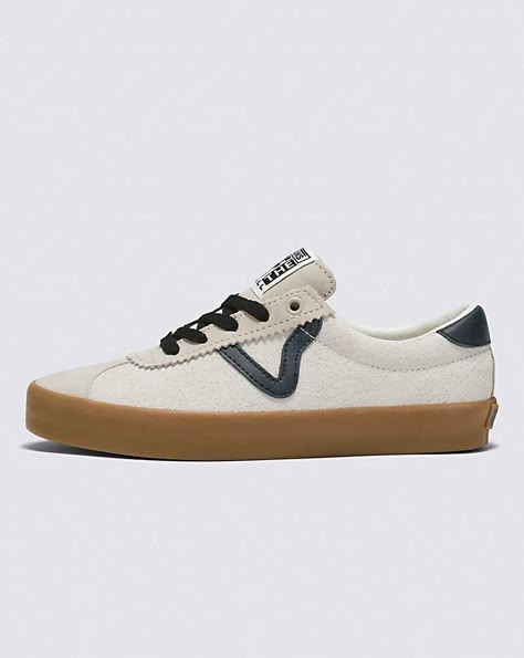 Sport Low Shoe in Marshmallow | Vans Vans Store, Vans Logo, Vintage Vans, Heritage Fashion, Court Shoes, Suede Shoes, Men's Accessories, Vans Shoes, Top Shoes