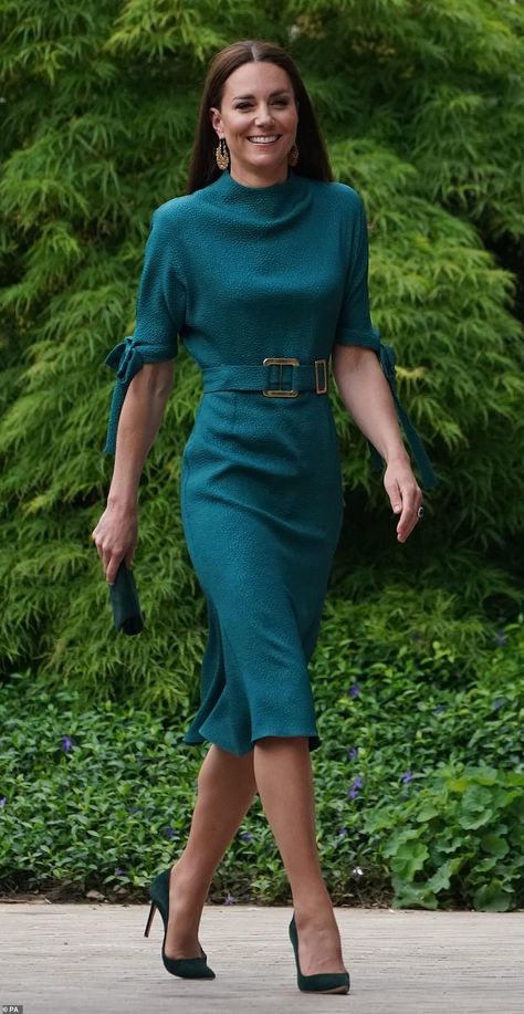 Kate Middleton Style Outfits, Düşes Kate, Princesse Kate Middleton, Looks Kate Middleton, Princess Katherine, Queen Kate, Kate Middleton Outfits, Princess Kate Middleton, Design Moda