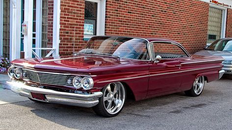 1960 Pontiac, Mussel Cars, Pontiac Ventura, Car Low, Pontiac Catalina, Pontiac Cars, Pontiac Bonneville, Best Luxury Cars, Low Rider