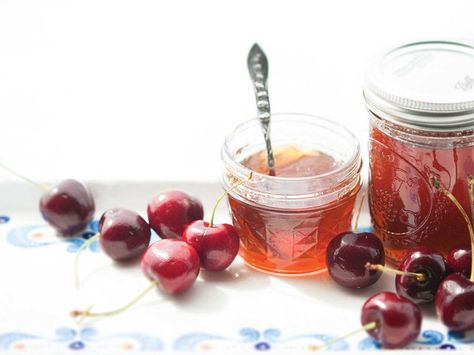 Sweet Tea's Good for More Than Summer Sipping. Try This Jelly Recipe Tea Jelly Recipe, Stephanie Shih, Rose Hip Jelly, Prickly Pear Jelly, Muscadine Jelly, Tea Jelly, Fruit Butters, Jelly Fruit, Jelly Sweet