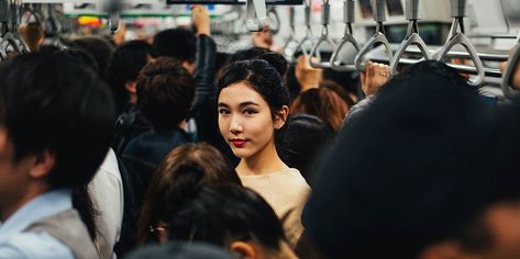 Rare Habits Of People Who Always Stand Out In A Crowd