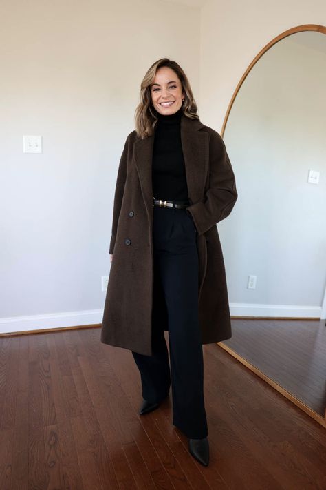 A Petite Review of Aritzia Coats - Pumps & Push Ups Only Coat Aritzia, The Only Coat Aritzia, Aritzia Coat Outfit, Petite Wool Coat, Aritzia Coat, The Super Puff, Wool Winter Coat, Outfits Petite, Cocoon Coat