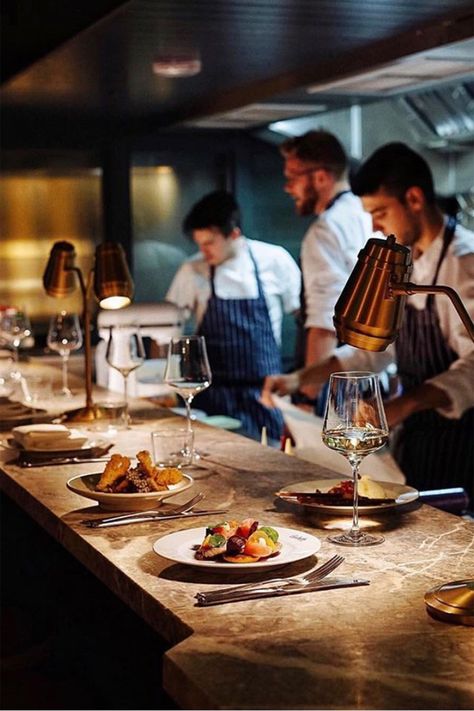 Chefs Table Photography, Archway Photoshoot, Catering Aesthetic, Sweet Food Photography, Chef Aesthetic, Chef Table, Michelin Food, Steak Restaurant, Restaurant Aesthetic