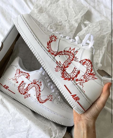 Fake Nike Shoes, Dragon Air, Painted Shoes Diy, Custom Sneakers Diy, Painted Nikes, Custom Shoes Diy, Diy Sneakers, Trendy Shoes Sneakers, White Nike Shoes