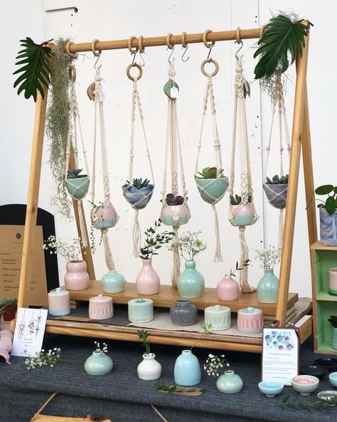 Top tips about how to run a successful market Plant Hanger Display, Plant Hanger Market Display, Macrame Plant Hanger Display, Succulent Stand Display, Macrame Plant Stand, Succulent Macrame Hanger, Plant Market Display, Macrame Store Display, Macrame Stall Display Ideas