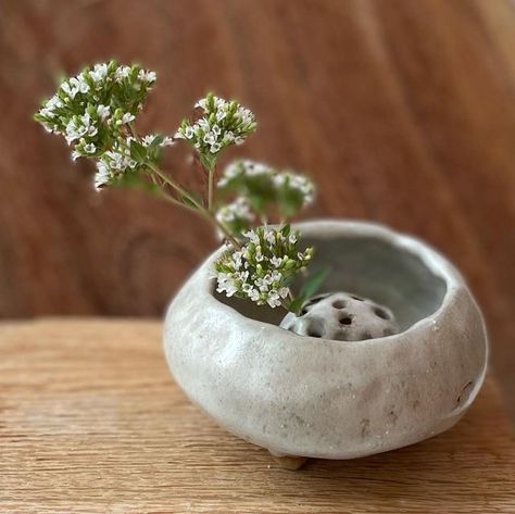 Ikebana Ceramics, Diy Flower Frog, Ikebana Pottery, Ikebana Vases Pottery Handmade, Ikebana Vases Pottery, Ikebana Ceramic Vase, Ikebana Vases Ceramics, Pottery Flower Frog, Flower Frog Bowl