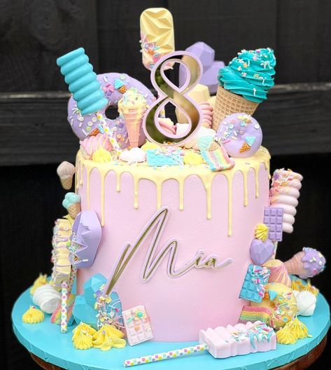 Miami Cakes By Mariana on Instagram: “Candy cake for Mia🍭 🍬 #divinecakesbymariana” Cakes For 8th Birthday Girl, 8th Birthday Cake Girl, Girls 8th Birthday Cake, 8th Birthday Party Girl, 18th Birthday Cake Ideas, 8th Birthday Cake, Gymnastics Birthday, 18th Birthday Cake, Candyland Birthday