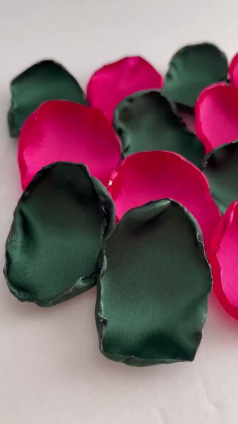 💥Emerald and Fuchsia wedding decor #weddingcolors #etsyshop #weddingplanning #bridal https://t.co/8WH81rPmpy Fuscia Wedding, Birthday Party Dessert Table, Bridal Honeymoon, Fuchsia Wedding, Fuchsia Flower, Party Dessert Table, Dessert Table Decor, Bridal Shower Tables, Pink Wedding Theme