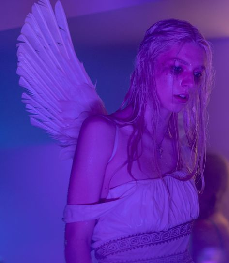 Euphoria Vibe, Jules Vaughn, Euphoria Vibes, Euphoria Party, Euphoria Aesthetic, Hunter Schafer, Halloween 2022, Halloween Inspo, Halloween 2020