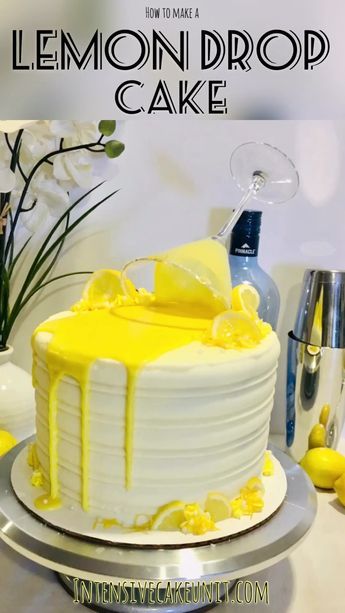 Recipe and instructions to make a tasty and beautiful Lemon Drop Martini Cake! Lemon Drop Cake, Lemon Birthday Cakes, Lemon Blueberry Cake, Alcohol Cake, Drop Cake, Cake Lemon, Lemon Cake Recipe, Cake Layers, India Food