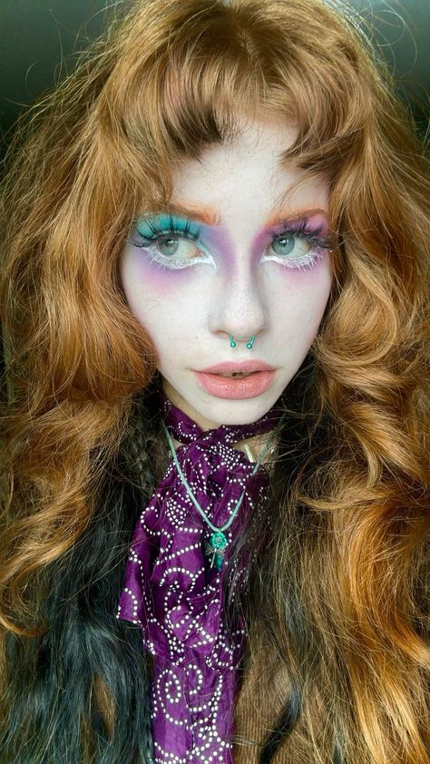 Mad Hatter Editorial, The Mad Hatter Makeup, Alice In Wonderland Cosplay Mad Hatter, Mad Hatter Rave Outfit, Mad Hatter Cosplay Female, Maddie Hatter Aesthetic, Mad Hatter Makeup Ideas, Mad Hatter Outfit Ideas, Mad Hatter Inspired Outfit