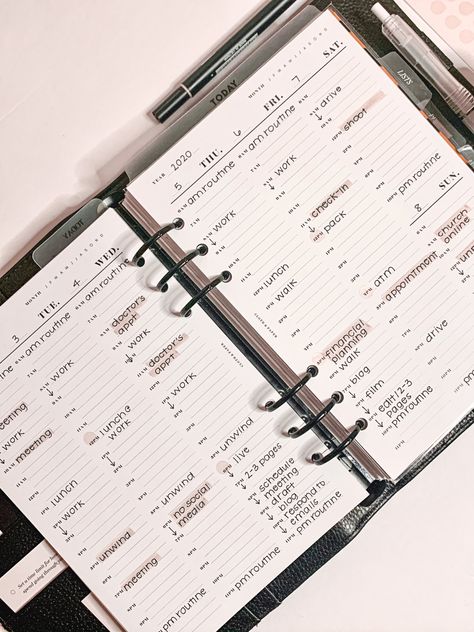 Organization Aesthetic Planner, Full Planner Aesthetic, Happy Planner Notes Ideas, Hourly Planner Aesthetic, Paper Planner Aesthetic, Schedule Organization Aesthetic, Minimalist Planner Ideas, A5 Planner Ideas, Hourly Planner Ideas