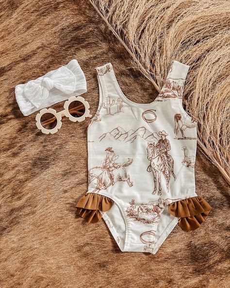 Baby Barbie coming soon…😉🎀✨ Country Baby Clothes, Country Babies, Western Baby Clothes, Baby Clothes Country, Cowgirl Baby, Baby Barbie, Western Babies, Baby Fits