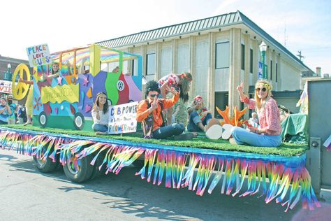 Homecoming Floats, Homecoming Parade, Football Homecoming, Dance Themes, Disco Theme, 80s Theme, Musical Theme, Disco Fever, Fall Fest