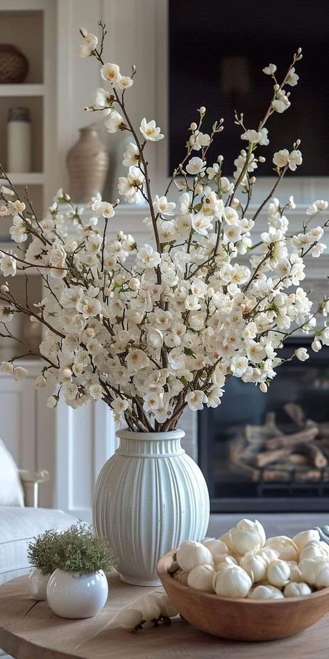 Tv Mantel, Living Room Spring Decor, Spring Mantel, Mantel Decorating, Curated Decor, Kitchen Island Decor, Decoration Tips, Flower Vase Arrangements, Art Animation