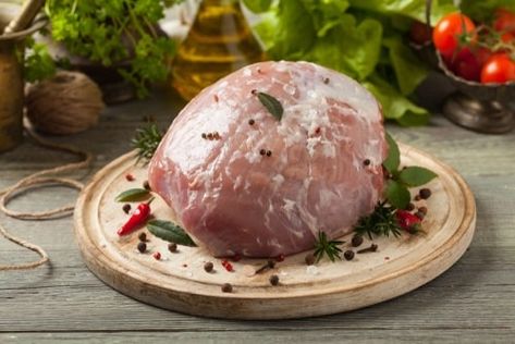 How to Cook Frozen Ham in a Crock-Pot via @missvickiecom Uncooked Ham In Crockpot, Frozen Ham In Crockpot, Ham Recipes Crockpot, Slow Cooker Ham Recipes, Precooked Ham, Ham In The Oven, Ham Recipes Baked, Fresh Ham, Whole Ham