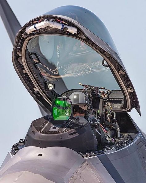 F-14d Super Tomcat, Airplane Cockpit, Photo Avion, Jet Fighter Pilot, F22 Raptor, Airplane Fighter, Air Fighter, Hollywood Movies, Military Jets