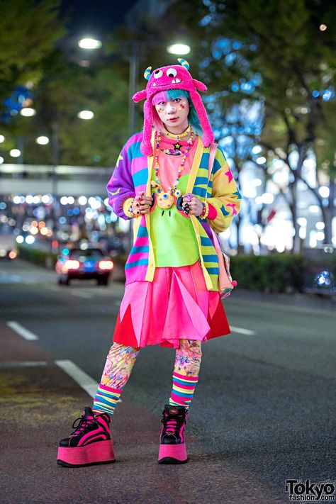 Colorful Harajuku Fashion, Harajuku Mens Fashion, Decora Fashion Outfits, Decora Kei Fashion, Harajuku Fashion Men, Decora Outfits, Kawaii Street Fashion, Harajuku Fashion Kawaii, Decora Fashion