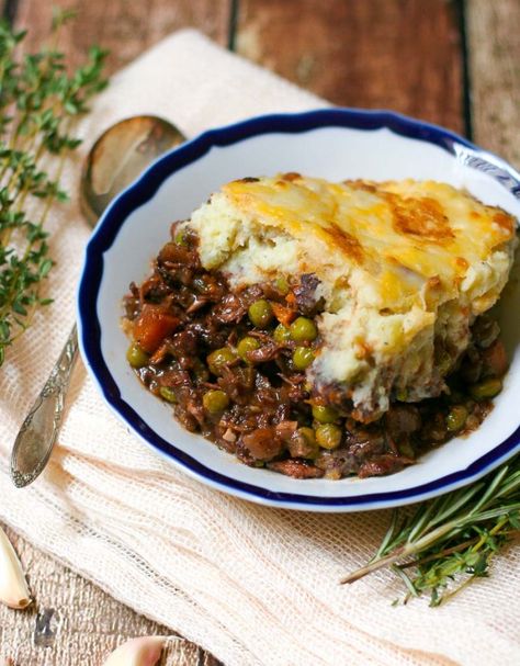 Pure Comfort Food - Braised Beef Shepherd's Pie Shepards Pie, Cheesy Mashed Potatoes, Potato Toppings, Shepherd's Pie, Braised Beef, Shepherds Pie, Irish Recipes, Bacon Bits, Frozen Peas