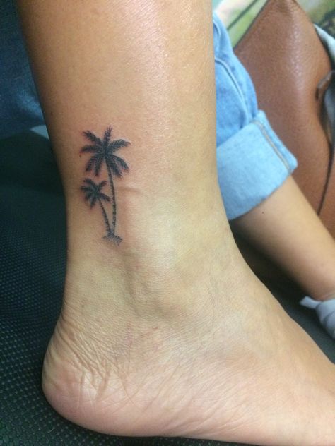 Sharpie Tattoo, Tree Tattoo Ankle, Palm Tree Tattoo Ankle, Tree Tattoo Arm, Tattoo Ankle, Florida Tattoos, Tree Tattoos, Ankle Tattoos For Women, Pirates Life