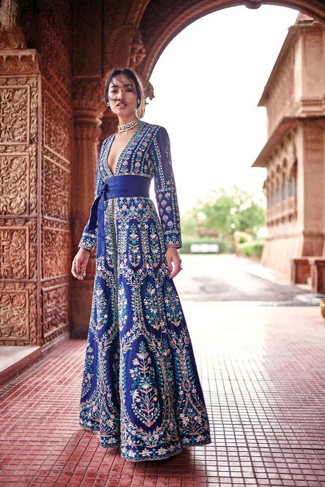 Blue Gown Dress, Saree Bollywood, Indian Fashion Trends, Anita Dongre, Traditional Indian Outfits, Indian Bridal Dress, Indian Gowns, Indian Wedding Outfits, Indian Designer Outfits