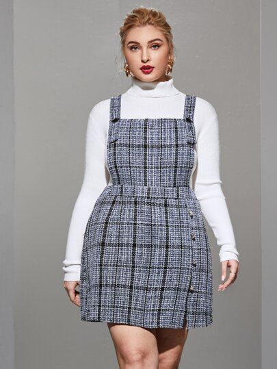 Dress Over Turtleneck, Plus Size Pinafore Dress, Tweed Dress Outfit, Tweed Overall Dress, Pinafore Dress Outfit, Plaid Dress Outfit, Tweed Outfits, Plus Size Looks, Turtleneck Outfit