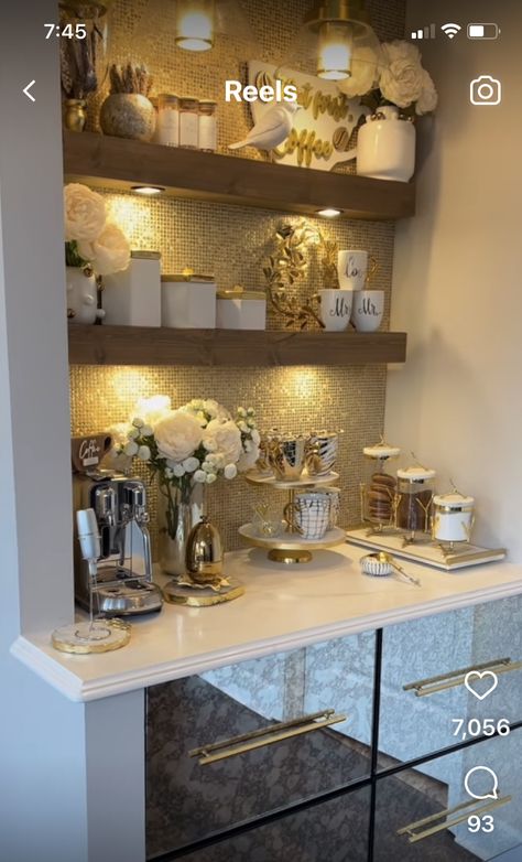 Classy Coffee Bar Ideas, Classy Coffee Bar, Gold Coffee Bar Ideas, Caffe Corner, Luxury Coffee Corner, Glam Coffee Bar Ideas, Luxury Coffee Bar, Glam Coffee Bar, Farah Merhi