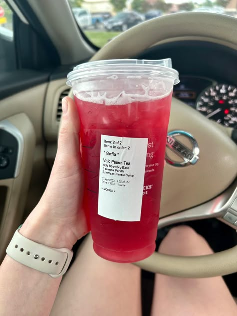 Strawberry Açaí Starbucks, Iced Passion Tango Tea Starbucks Order, Starbucks Tropical Drink, Good Refresher Drinks Starbucks, Strawberry Tea Starbucks, Fruity Drinks At Starbucks, Fruit Drinks Starbucks, Fruity Drinks From Starbucks, Starbucks Refreshing Drinks