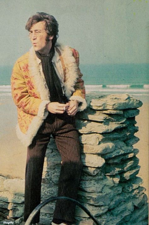 John Lennon Fashion, Love John Lennon, Magical Mystery Tour, The Quarrymen, Beatles Love, John Lennon Beatles, Beatles Pictures, Beatles John, Dear John