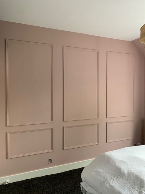 Pink Accent Wall Nursery, Baby Pink Bedroom, Pink Panelling, Pink Toddler Bedroom, Pink Bedroom Walls, Ideas Habitaciones, Toddler Girl Room, Nursery Room Design, Baby Room Inspiration