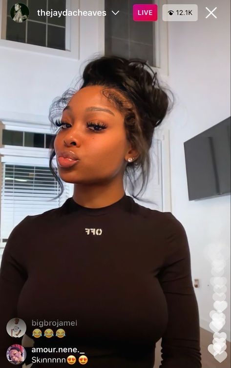 Jayda Wayda Outfit, Jayda Wayda, Fun Buns, Old Faces, Best Wigs, Cute Friend Photos, Natural Hair Journey, Baddie Hairstyles, Baddie Outfits Casual