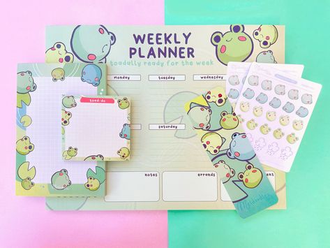 Frog School Supplies, Frog House, Kawaii Planner, Harry Potter Draco Malfoy, Planner Gift, School Sets, Stationery Inspiration, Productivity Planner, Cute Stationery