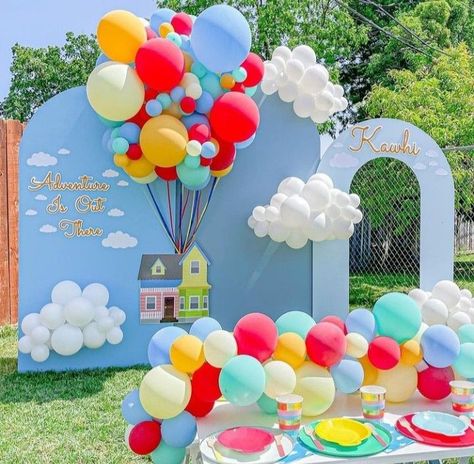 Up Birthday Party Theme Disney, Deco Disney, Baby Birthday Decorations, Baby Boy 1st Birthday Party, Baby Shower Theme Decorations, Disney Baby Shower, Birthday Party Decorations Diy, 1st Birthday Party Themes, Birthday Party Theme Decorations