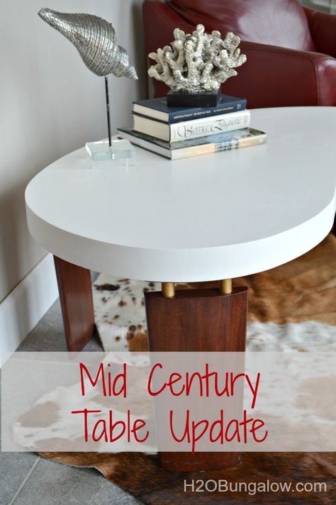 Easy-Mid-Century-Table-Makeover-H2OBungalow Farmhouse Coffee Table Makeover, Bar Makeover, Tv Stand Makeover, Glam Coffee Table, Buffet Bar, Tour Group, Coffee Table Makeover, Farmhouse Coffee Table, Easy Home Improvement