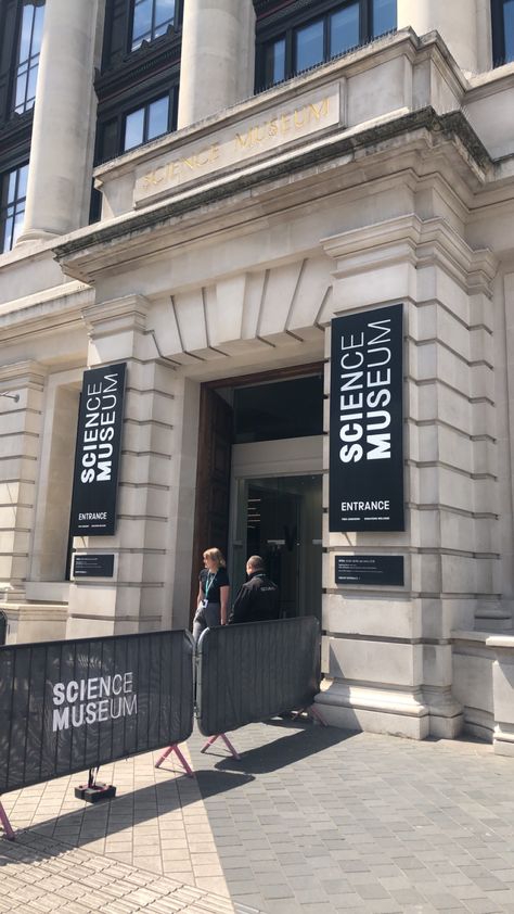 #london #science #museum #aesthetic London Date Aesthetic, Science Museum Aesthetic, London Museum Aesthetic, Museum Aesthetic London, London Museums Aesthetic, Museums London, Museum Of Natural History London, Science Museum London, Aesthetic London