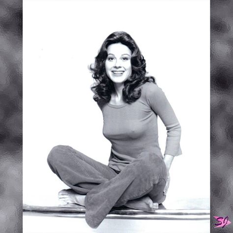 6 Likes, 1 Comments - Celebrating Sherry Jackson! (@sherry.jackson.fan) on Instagram: “What a smile!” Sherry Jackson, Child Actresses, Celebrity Kids, Up Girl, American Actress, Celebrities Female, Fashion Photo, Star Trek, Movie Stars