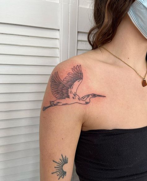 Squiggly Line Tattoo, Heron Tattoo, Handpoke Tattoo, Line Tattoo, Bird Tattoo, Aesthetic Tattoo, Black Ink Tattoos, Dope Tattoos, Little Tattoos