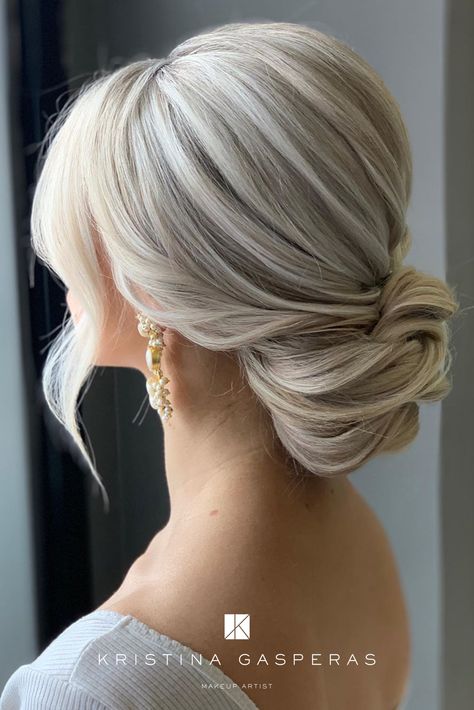 Best wedding hairstyles for blondes. Wedding up do. textured bridal hairstyle. textured bridal up do.  texture low bun hairstyle with soft pieces of hair framing the face. romantic wedding hairstyles. elegant bridal hairstyles.  Hairstylists can learn how to create the most popular bridal hair styles like this at Kristina Gasperas Academy. You can chose online Academy or face to face master classes. visit www.kristingasperasacademy.com for more info or to book Low Bun Wedding Hair, Low Bun Updo, Blonde Wedding Hair, Medium Blonde Hair, Wedding Hair Up, Mother Of The Bride Hair, Bun Updo, Bridal Hair Updo, Wedding Hair Inspiration