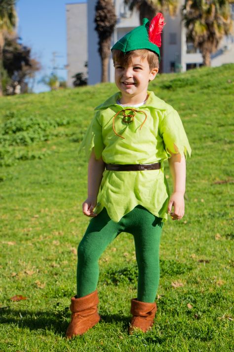 Peter Pan Disfraz, Peter Pan And Tinkerbell Costume, Fantasia Peter Pan, Disfraz Peter Pan, Peppa Pig Birthday Decorations, Tinkerbell Costume, Peter Pan Costume, Peter Pan And Tinkerbell, Baby Kostüm