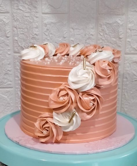 Birthday Cake Rosettes, One Tier Birthday Cake For Women, Cake Design For Lady, 75th Birthday Cake For Women, Cake Designs For Ladies, 60th Birthday Cake For Ladies, 60th Birthday Cake Ideas, Birthday Cake Ideas For Women, Cake Stacking