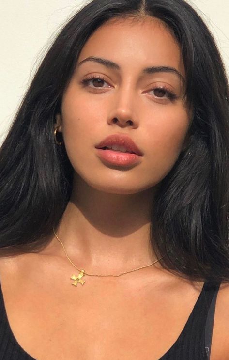 Rhinoplasty Nose Jobs, Job Inspiration, Pretty Nose, Perfect Nose, Cindy Kimberly, Nose Job, Long Black Hair, Natural Makeup Looks, Girls Makeup