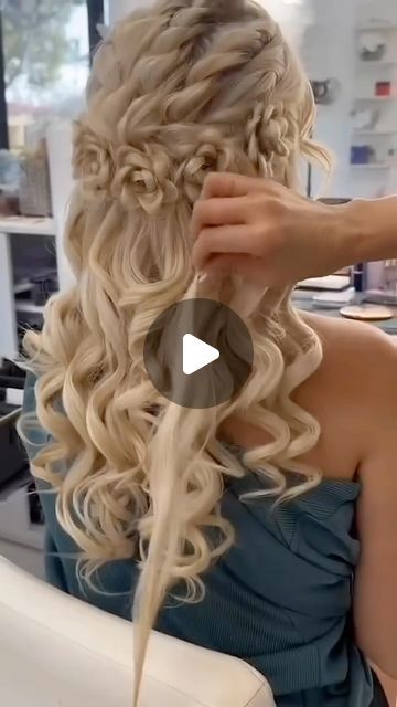 Diy Hairstyles For Medium Hair, Simple And Beautiful Hairstyles, Amazing Hair Styles, Hair Designs For Girls, Hairstyles Instagram, Hair Styles Ideas, Natural Hair Tutorials, Easy Hair Updos, Styles Ideas